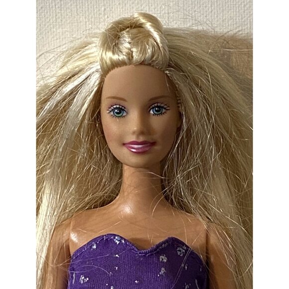 Barbie Mattel 1999 Fashion Doll - Picture 2 of 7